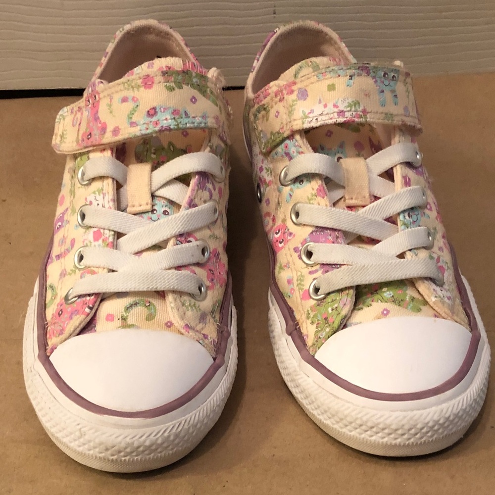 Converse Kids Floral Cat Canvas Sneakers - Cream and Pink